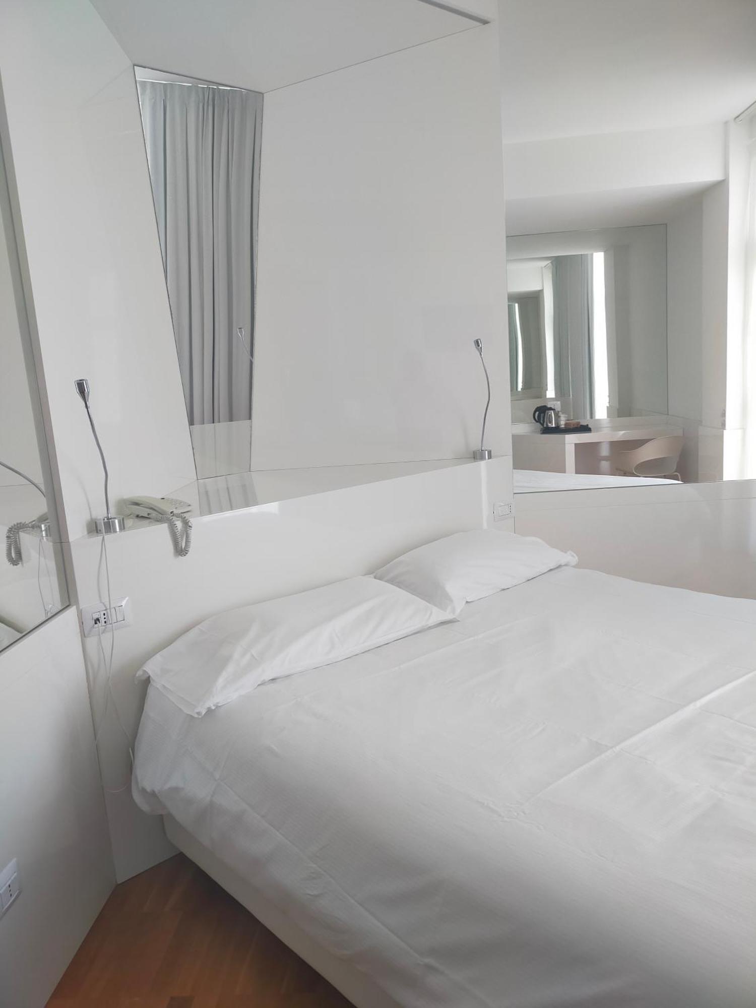 Hotel Excelsior ヴァスト エクステリア 写真