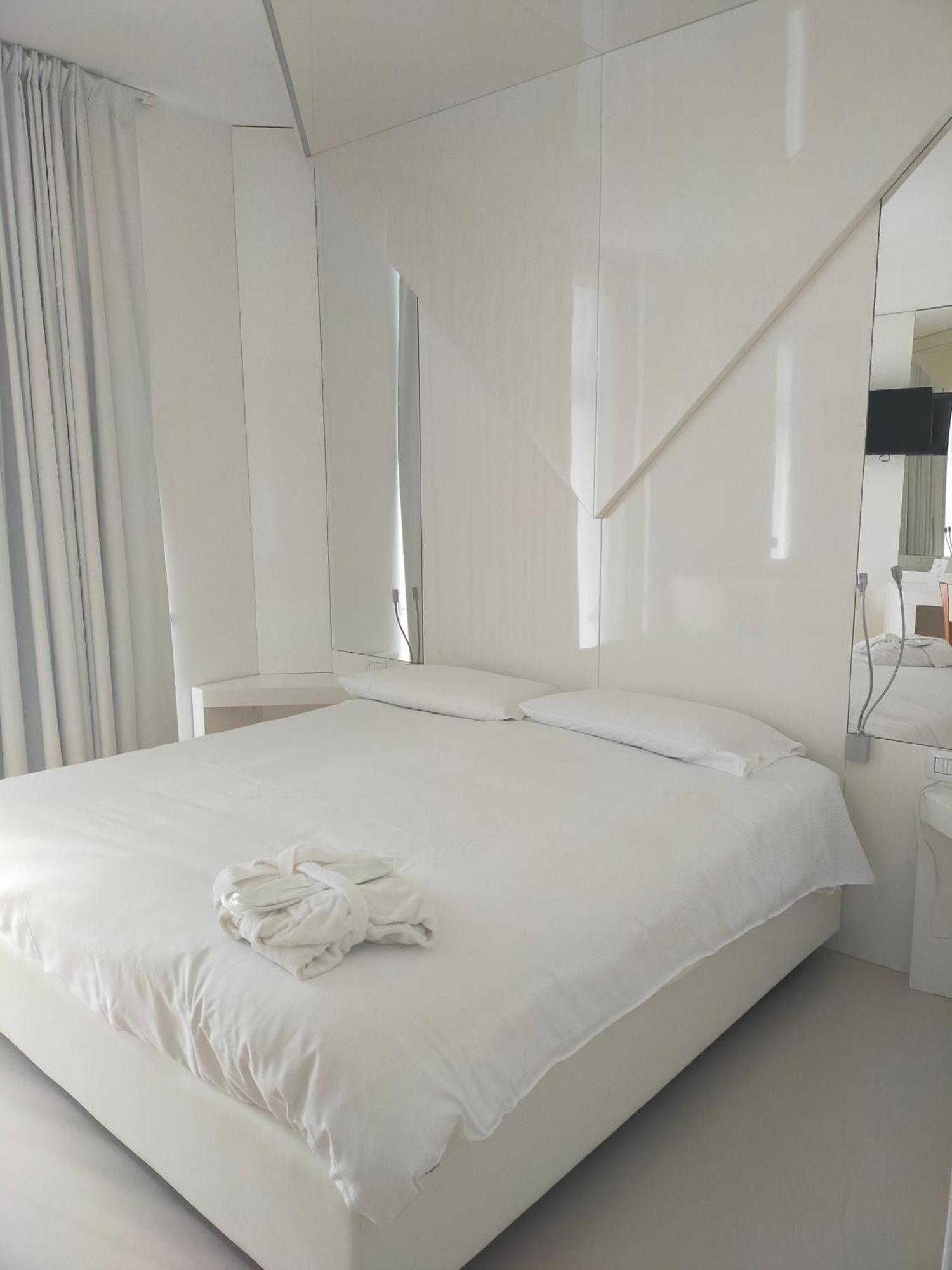 Hotel Excelsior ヴァスト エクステリア 写真